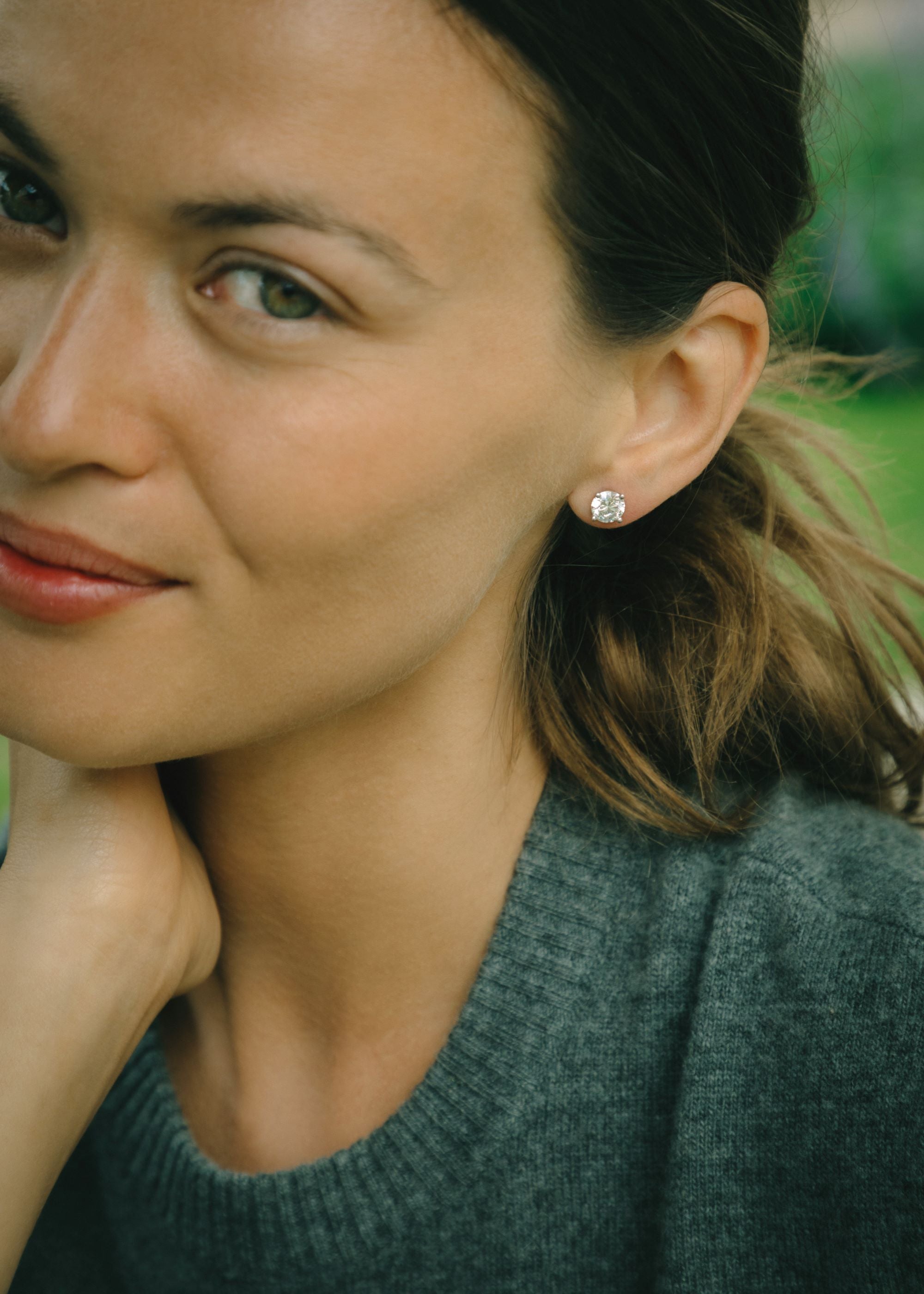 Solitaire ørestikker i 14 kt. hvidguld 1,00 ct.