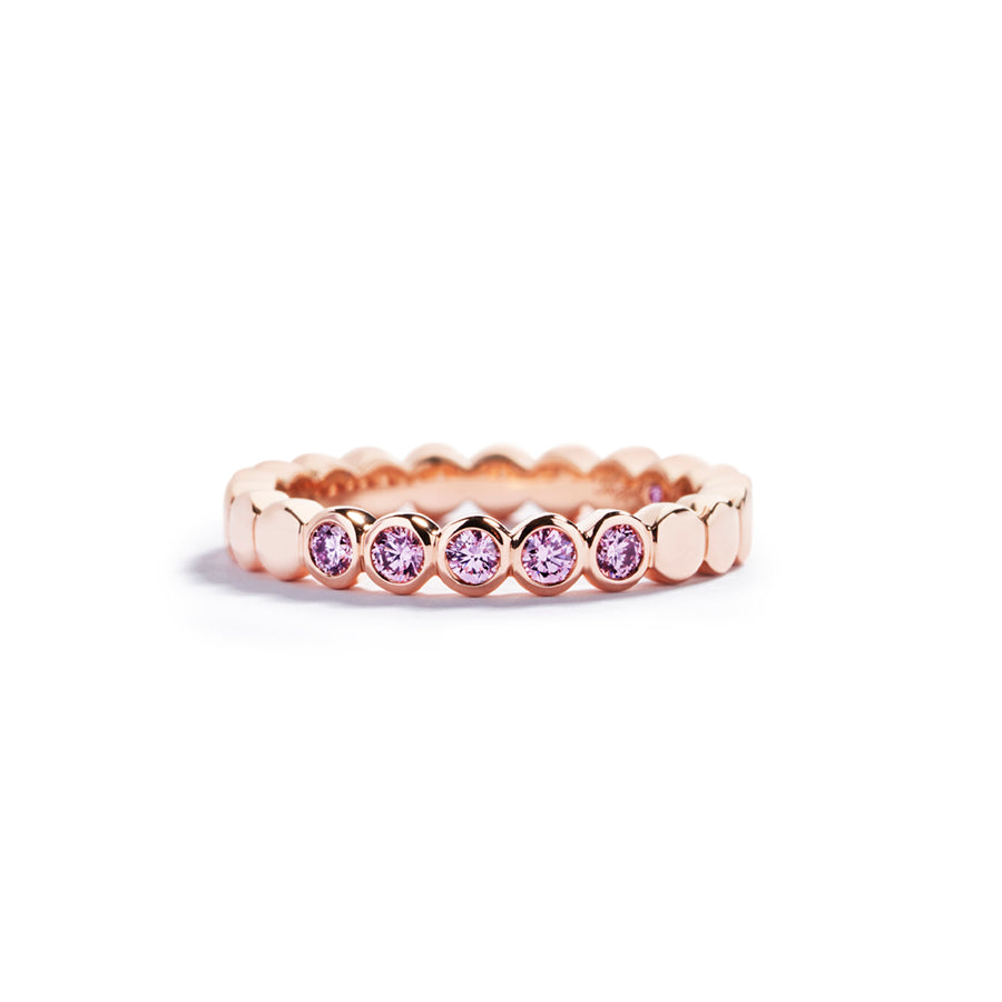 Alliancering i 18 kt. rosaguld fra Hartmann's med 5 Argyle Pink diamanter