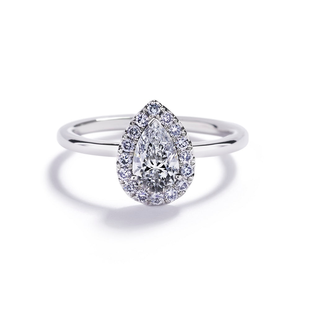 Rosetring med 0,70 ct. dråbesleben diamant og 0,21 ct. Argyle Blue diamanter