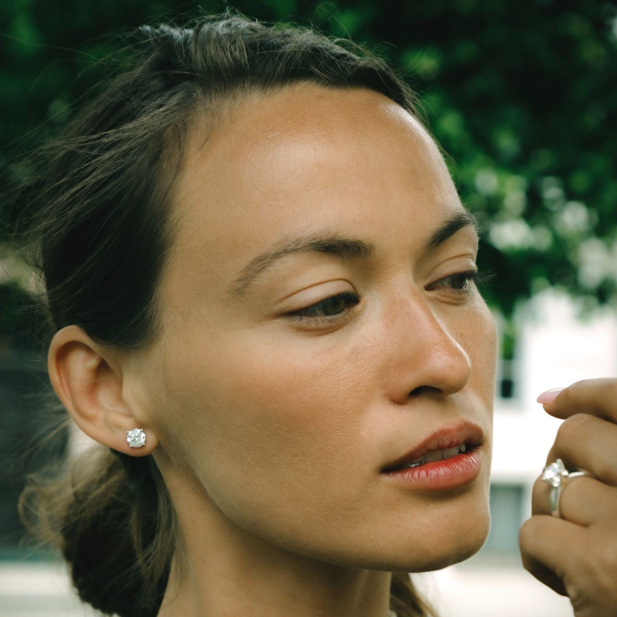 Solitaire ørestikker i 14 kt. med i alt 1,00 ct. diamanter
