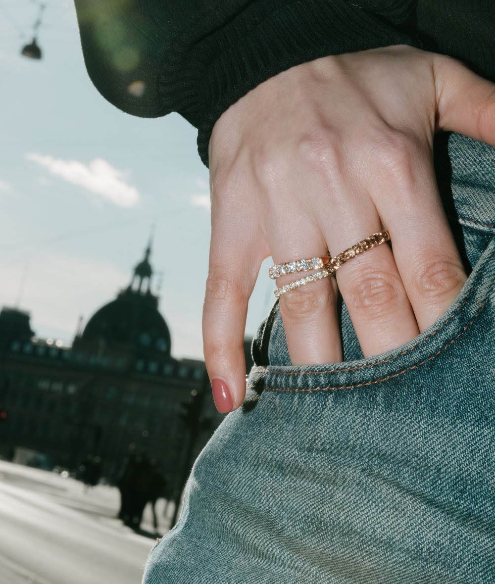 Copenhagen Classic alliancering med 1,50 ct. Champagne brillanter
