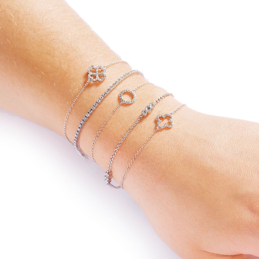 Diamant armbånd i 18 kt. hvidguld med 0,12 ct. brillanter