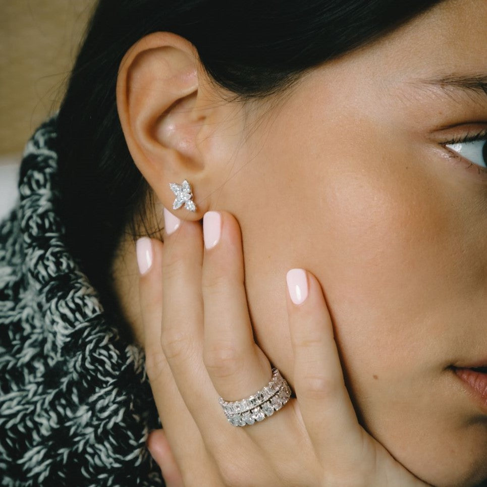 Fancy Cut diamantørestikker med i alt 1,71 ct. dråbeslebne diamanter