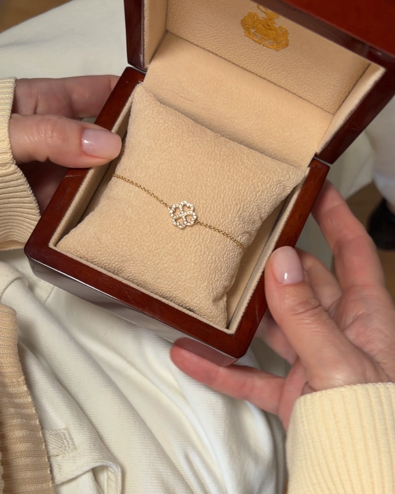 Diamant armbånd i 18 kt. gulguld med 0,16 ct. brillanter