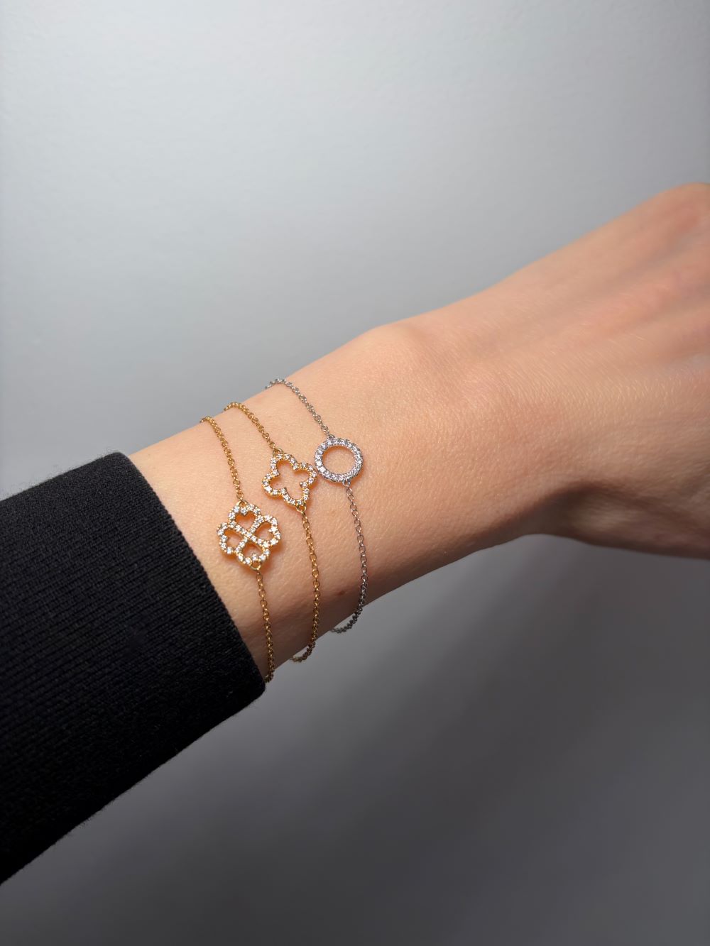 Diamant armbånd i 18 kt. gulguld med 0,16 ct. brillanter