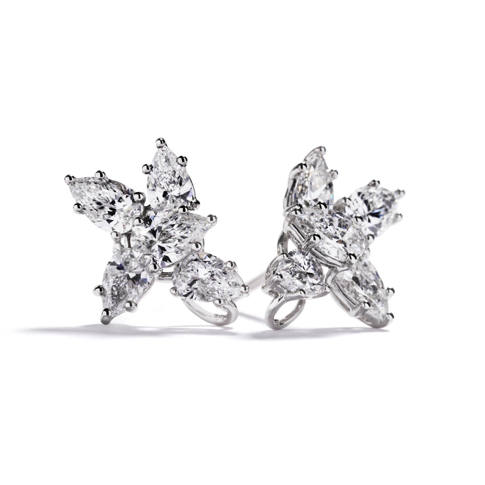Fancy Cut diamantørestikker med i alt 1,71 ct. dråbeslebne diamanter