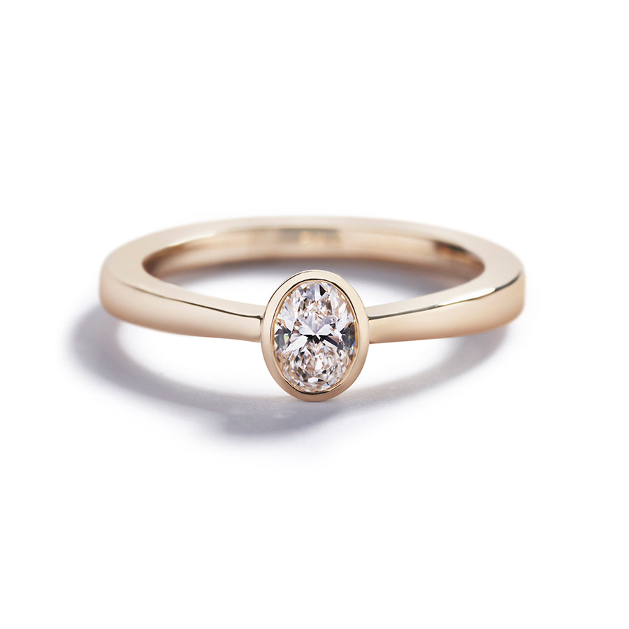 Fancy love solitairering med 0,30 ct. oval diamant