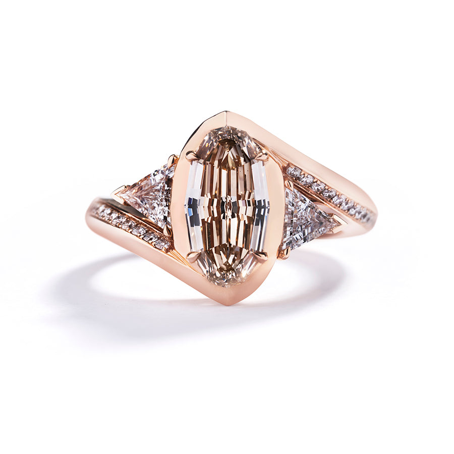 Ring i 18 kt. rosaguld med 2,32 ct. champagne diamant