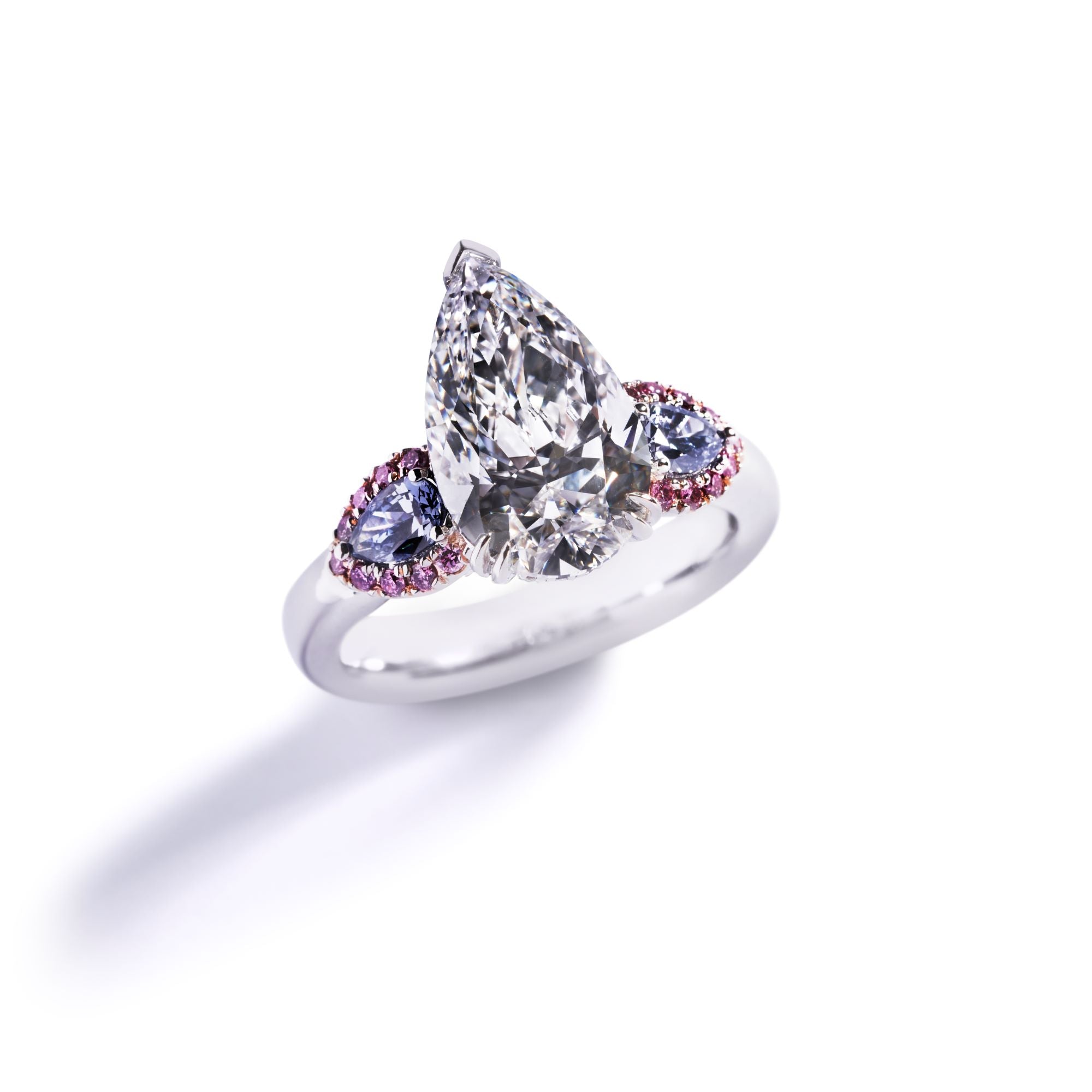 Masterpieces by Hartmann's "Violet Ice" - Argyle diamantring fra Art Series tender