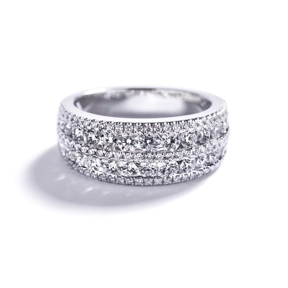 Alliancering i 18 kt. hvidguld med 1,52 ct. diamanter
