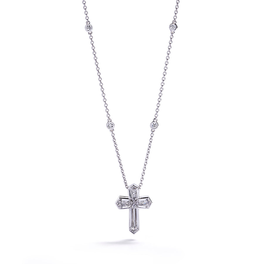 Diamantkors vedhæng med diamanter