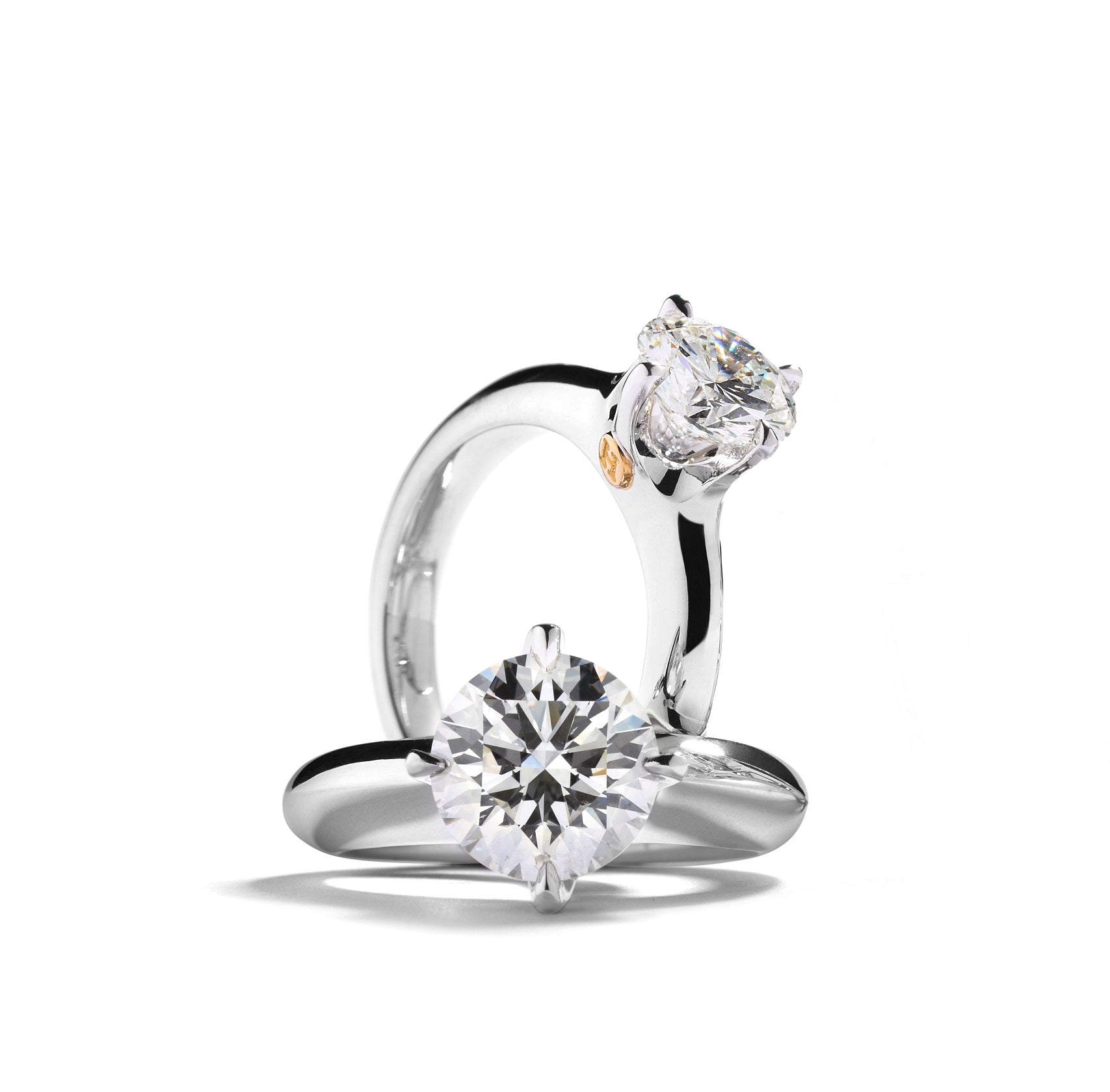 Signatur solitairering i 18 kt. hvidguld med 1,01 ct. brillant