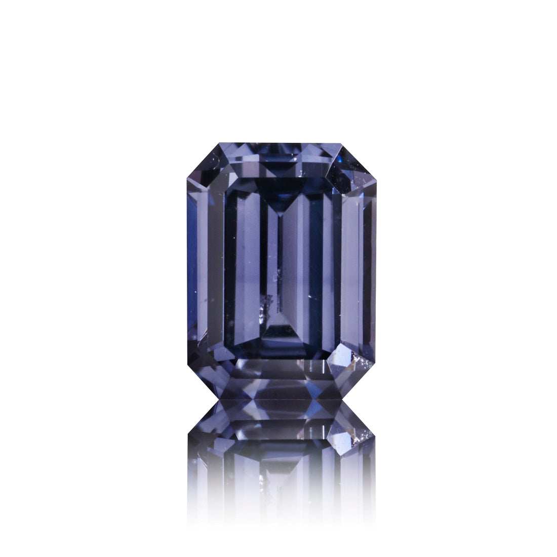 0,10 carat smaragdsleben Natural Fancy Greyish Violet diamant.  GIA certifikat medfølger. 