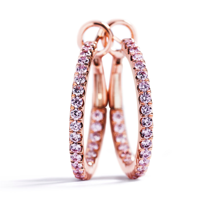 Copenhagen Classic creoler med 0,60 ct. Argyle Pink diamanter