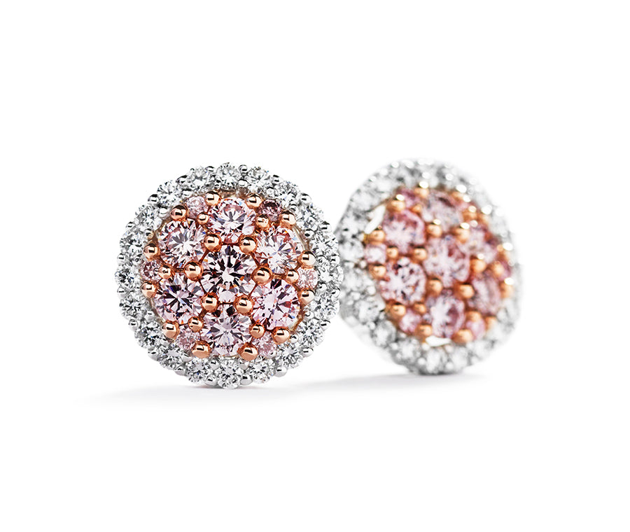 Roset ørestikker med 0,68 ct. Argyle Pink diamanter fra Hartmann's