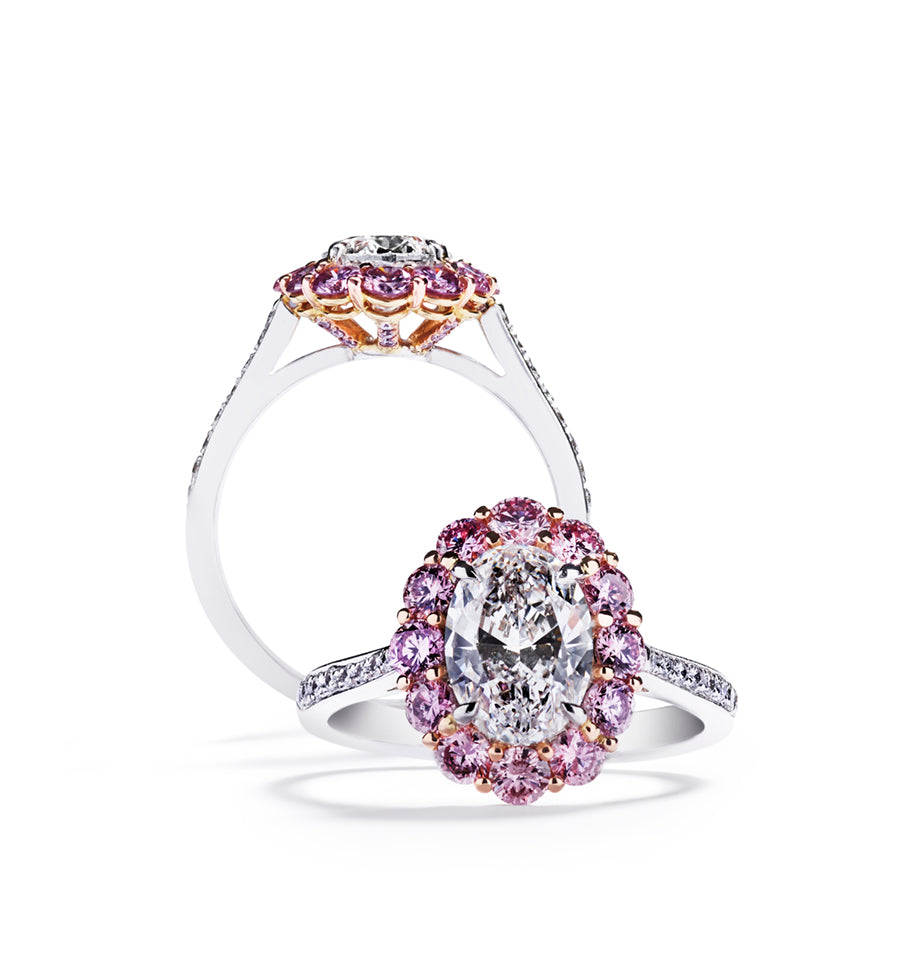 Rosetring med 2,26 oval diamant og Argyle Pink diamanter