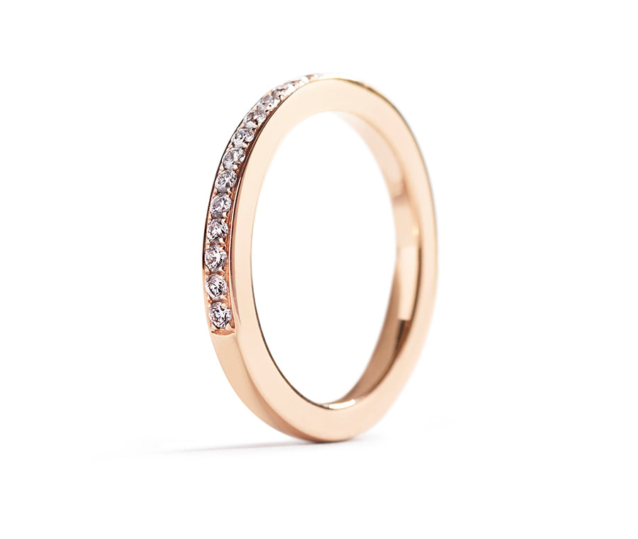 ALLIANCERING MED 0,16 CT. DIAMANTER