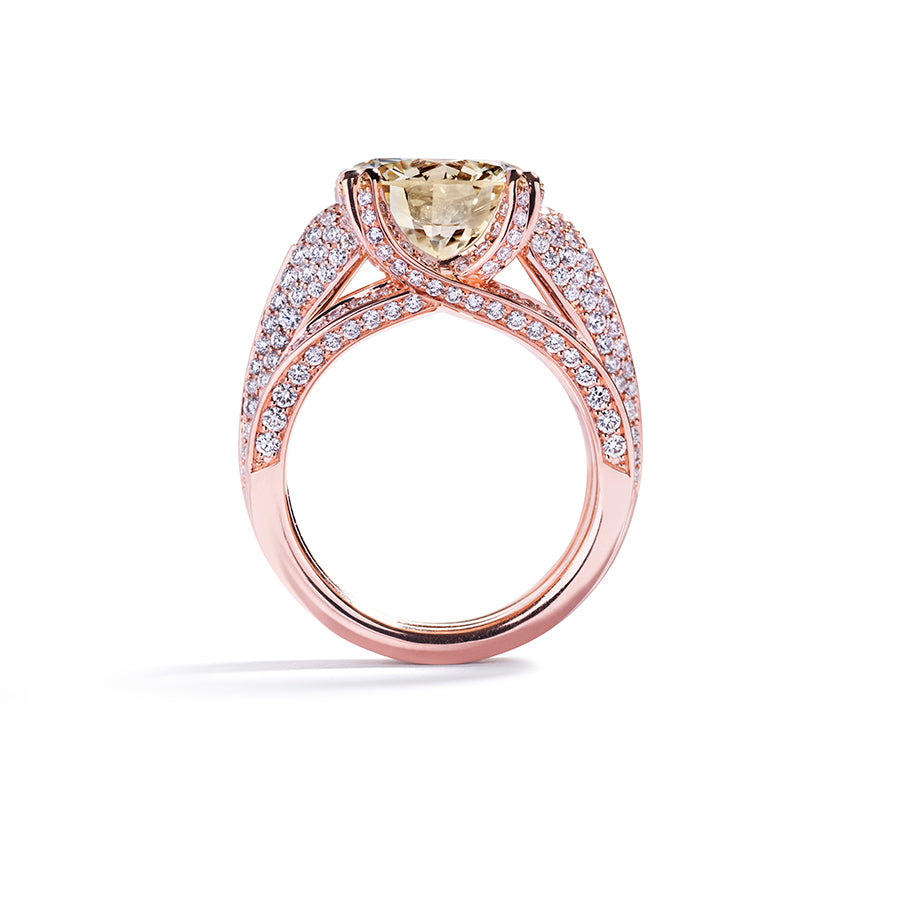 Diamantring i 18 kt. rosaguld med 5,20 ct. Top Cape diamant fra Hartmann's