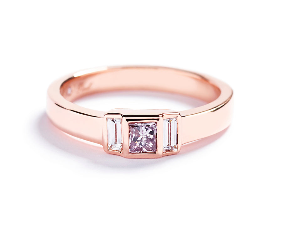Diamantring med Argyle Pink diamant