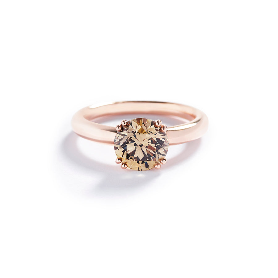 Copenhagen Solitaire med 2,28 ct. Champagne brillant